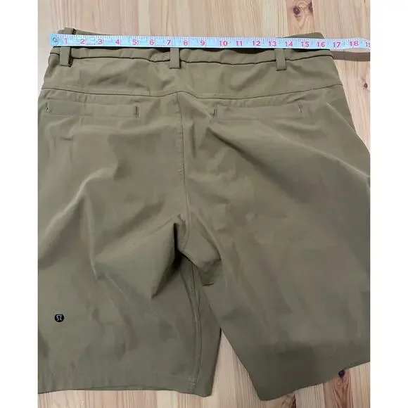 Lululemon Mens Shorts Size 34 - Picture 7 of 8